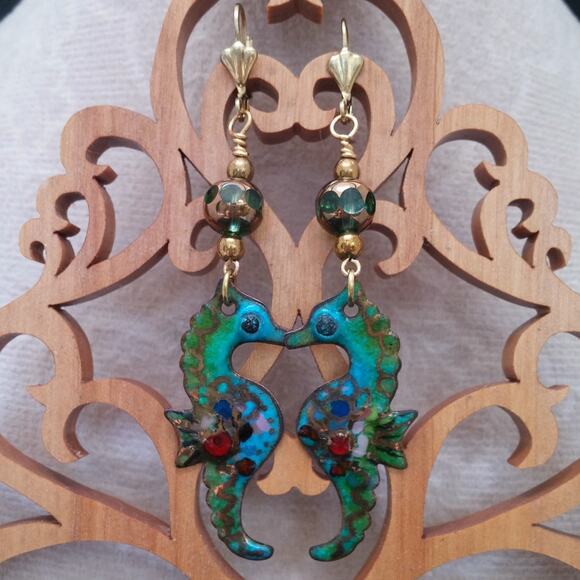 Artisan Colorful Enamel Seahorse Earrings Whimsical Creature Statement Beaded - Picture 8 of 9